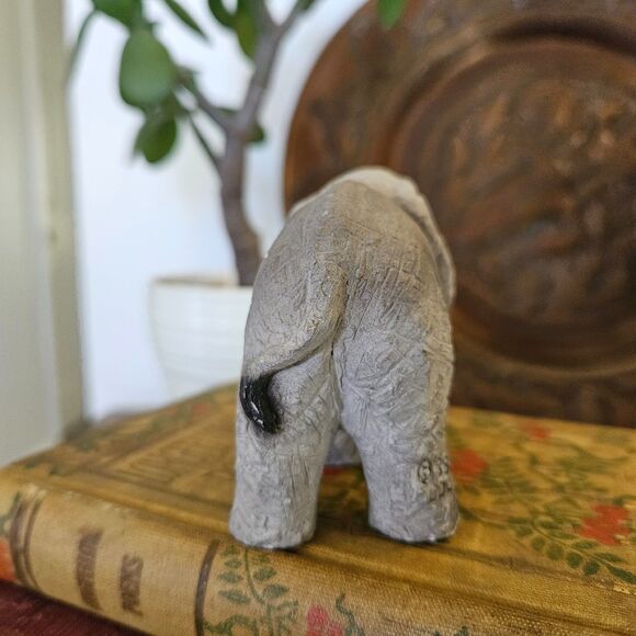 Stone Critters Miniature Whimsical Elephant Resin 1988 UDC Figurine - Picture 4 of 5